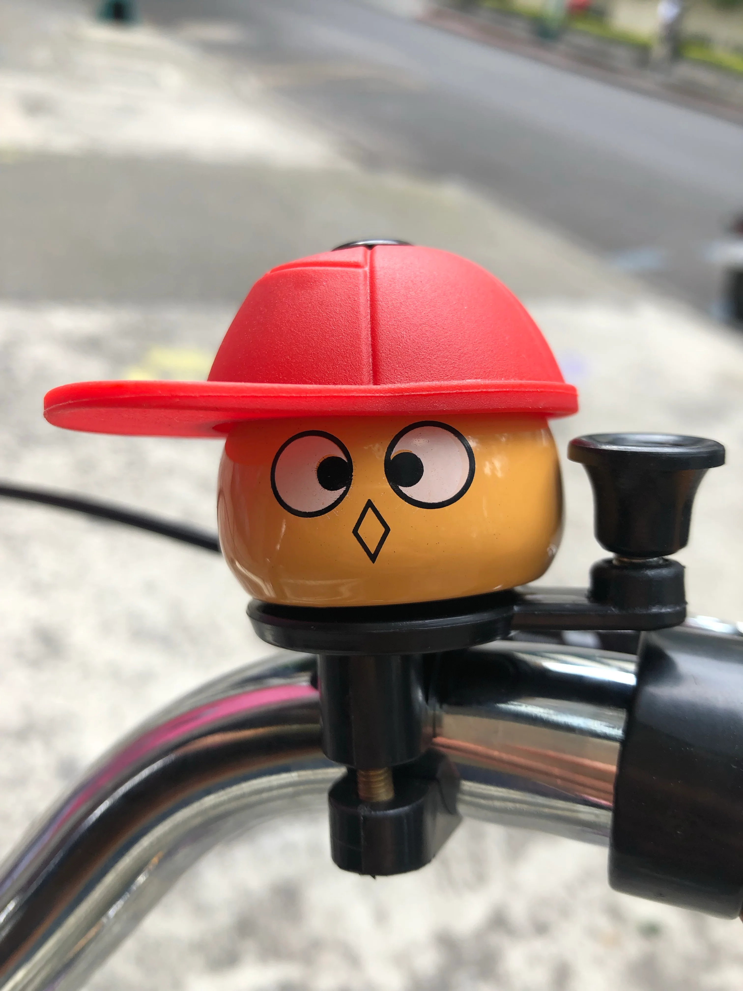Timbre niño con gorra
